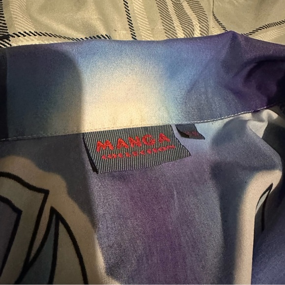 Dragon Ball Z Graphic Button Up • Manga Collection • Medium - Picture 6 of 7